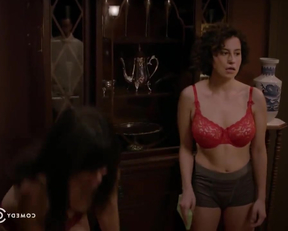 Ilana Glazer And Abbi Jacobson On Broad City - Film nackt