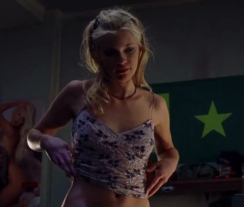 Amy Smart In 'Road Trip' - Film nackt : MoviesSexScenes.