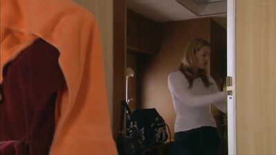 Charlotte Gregg - Underbelly - Film nackt