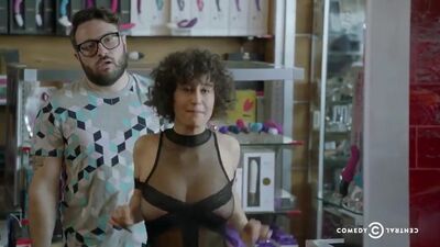 Ilana Glazer's Dorky-sexy Broad City Plot - Film nackt