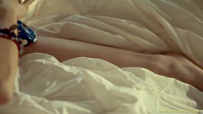 Tatiana Maslany  Ksenia Solo - Orphan Black - S03E07 - Film nackt