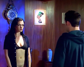 Rachel Weisz In 'I Want You' - Film nackt
