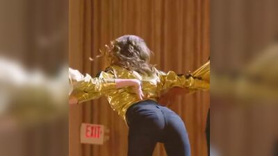 Anna Kendrick Pitch Perfect 2 Backplot - Film nackt