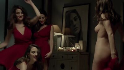 Luisa Moraes In 'Solace' - Film nackt