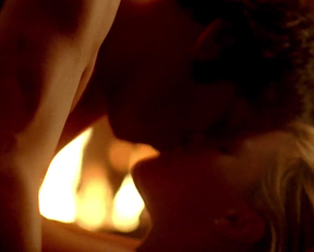 Anna Paquin - True Blood - S01E07 - Film nackt