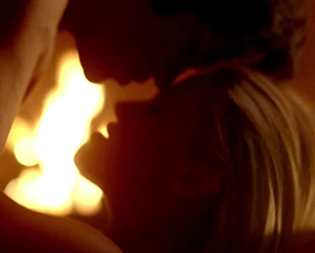 Anna Paquin - True Blood - S01E07 - Film nackt