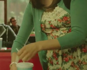 Alison Brie In Community TV Show - Film nackt