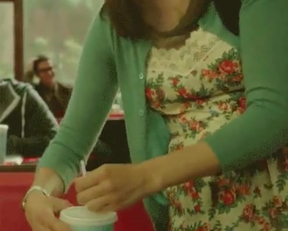 Alison Brie In Community TV Show - Film nackt