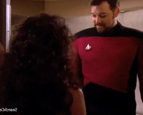 Deanna Troi - Film nackt