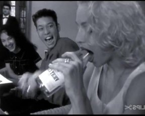 Madonna Deepthroating A Bottle In Truth Or Dare - Film nackt