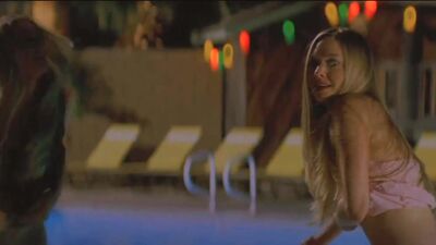 Amber Heard And Amanda Seyfried Topless - Film nackt