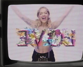 Rita Ora Presenting Her Plots - Film nackt