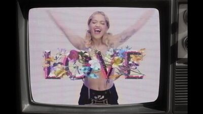 Rita Ora Presenting Her Plots - Film nackt