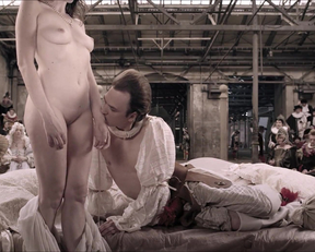 Halina Reijn's Voyeuristic Plot In Goltzius And The Pelican Company - Film nackt