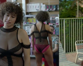 Ilana Glazer nude - Broad City