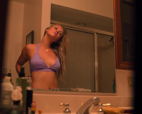 Kaitlyn Sapp - Clowntown - Film nackt