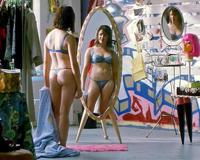 Alanna Ubach - Nobody Knows Anything - Film nackt