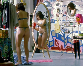 Alanna Ubach - Nobody Knows Anything - Film nackt