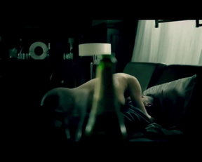 Tara Radcliffe In Femme Fatales - Film nackt