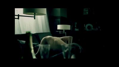 Tara Radcliffe In Femme Fatales - Film nackt