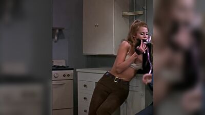 Jane Fonda Shaking Her Plot In Barefoot In The Park - Film nackt