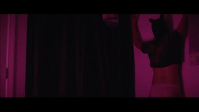 Aubrey Plaza Is A Slutty Catwoman In Ingrid Goes West - Film nackt