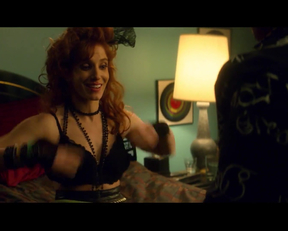 Gwen Hollander - Future Man - Film nackt