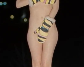 Felicity Jones In 'Chalet Girl' - Film nackt