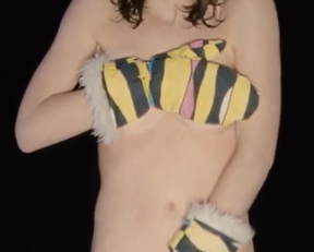 Felicity Jones In 'Chalet Girl' - Film nackt