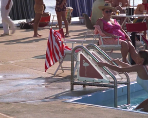 Janet Jones - The Flamingo Kid - Film nackt