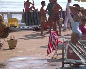 Janet Jones - The Flamingo Kid - Film nackt