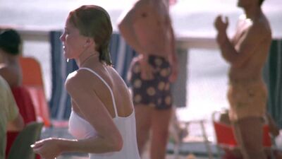 Janet Jones - The Flamingo Kid - Film nackt