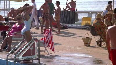 Janet Jones - The Flamingo Kid - Film nackt