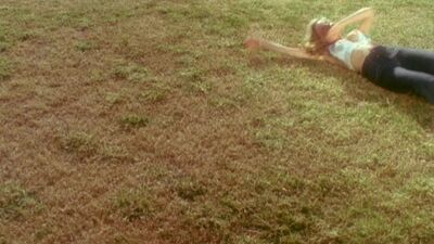 Uschi Digard, Lenka Novak, Tara Strohmeier, And Nancy Mann Trailer Plot From Kentucky Fried Movie - Film nackt
