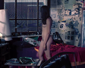 Hélène Zimmer In Q - Film nackt