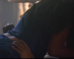 Demi Lovato TMYLM Lingerie Scene - Film nackt