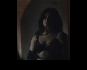 Demi Lovato TMYLM Lingerie Scene - Film nackt