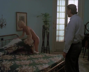 Fanny Cottençon In À Coups De Crosse - Film nackt