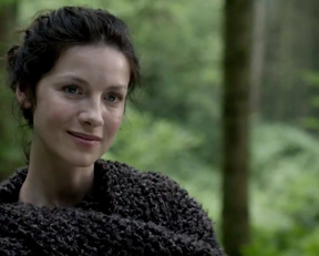 Laura Donnelly - Outlander - S01E14 - Film nackt