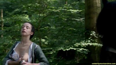 Laura Donnelly - Outlander - S01E14 - Film nackt