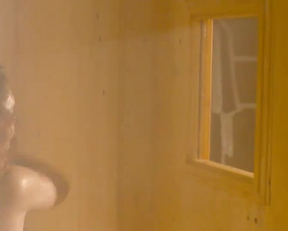 Nicole Fox - Girl House - Film nackt