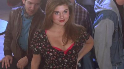 Tiffani Thiessen - Son In Law - Film nackt