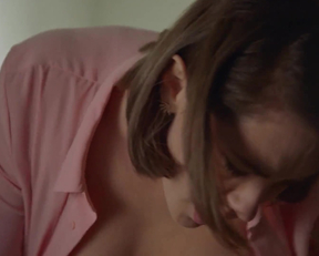 Rebecca Amzallag's Opening Plot In Slasher S02E06 - Film nackt