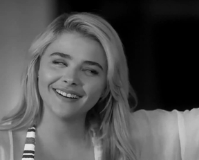 Chloë Moretz Bikini Plots In The Trailer To I Love You, Daddy - Film nackt