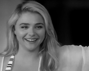 Chloë Moretz Bikini Plots In The Trailer To I Love You, Daddy - Film nackt