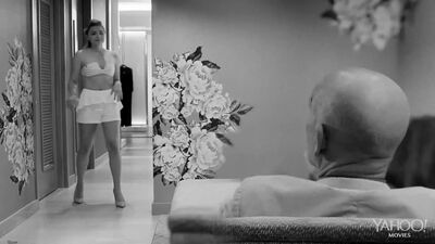 Chloë Moretz Bikini Plots In The Trailer To I Love You, Daddy - Film nackt