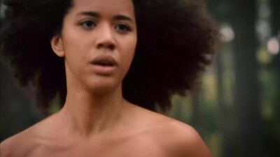 Violetta Beane, Katy Harris,  Jasmin Savoy Brown Naked Running Plot On The Leftovers - Film nackt