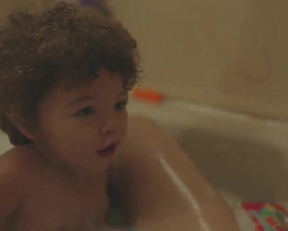 Frankie Shaw In Tv Show Smilf - Film nackt