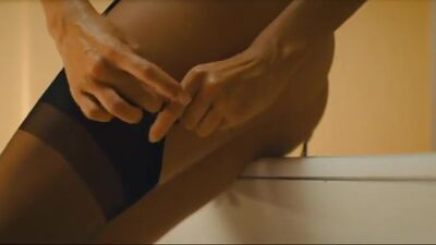 Sienna Miller's Lingerie Plot - Film nackt