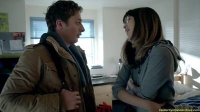 Nichole Bloom In Shameless - Film nackt